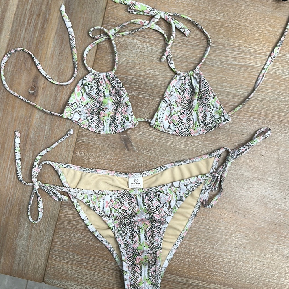 Mora bikini